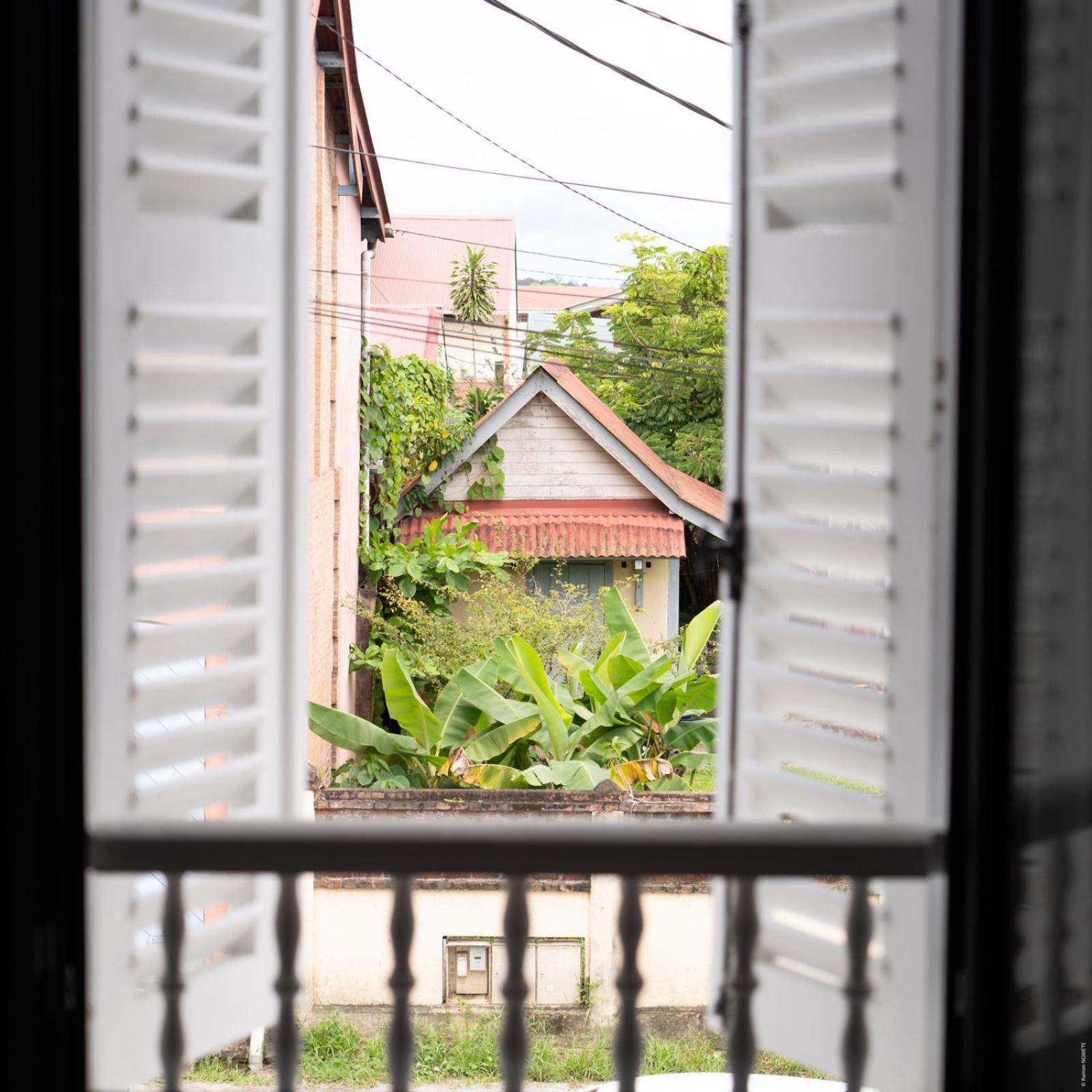 Hotel Maison Marceau แซงต์โลรองต์ ดู มาโรนี ภายนอก รูปภาพ