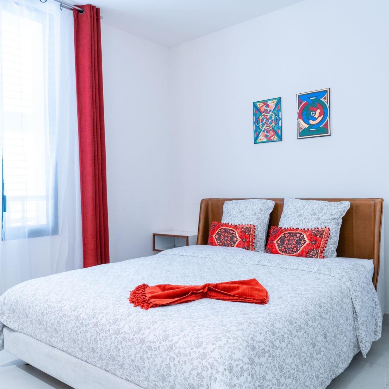 Hotel Maison Marceau แซงต์โลรองต์ ดู มาโรนี ภายนอก รูปภาพ